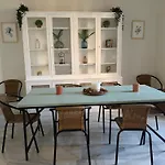 Charming Bright Apartment With Balconies On Cuesta Del Rosario