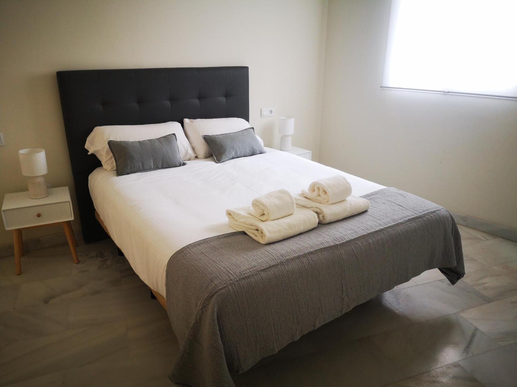 Charming Bright With Balconies On Cuesta Del Rosario Appartement Séville